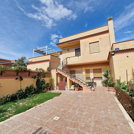 Апартаменты Vista Mare House Фьюмичино Экстерьер фото