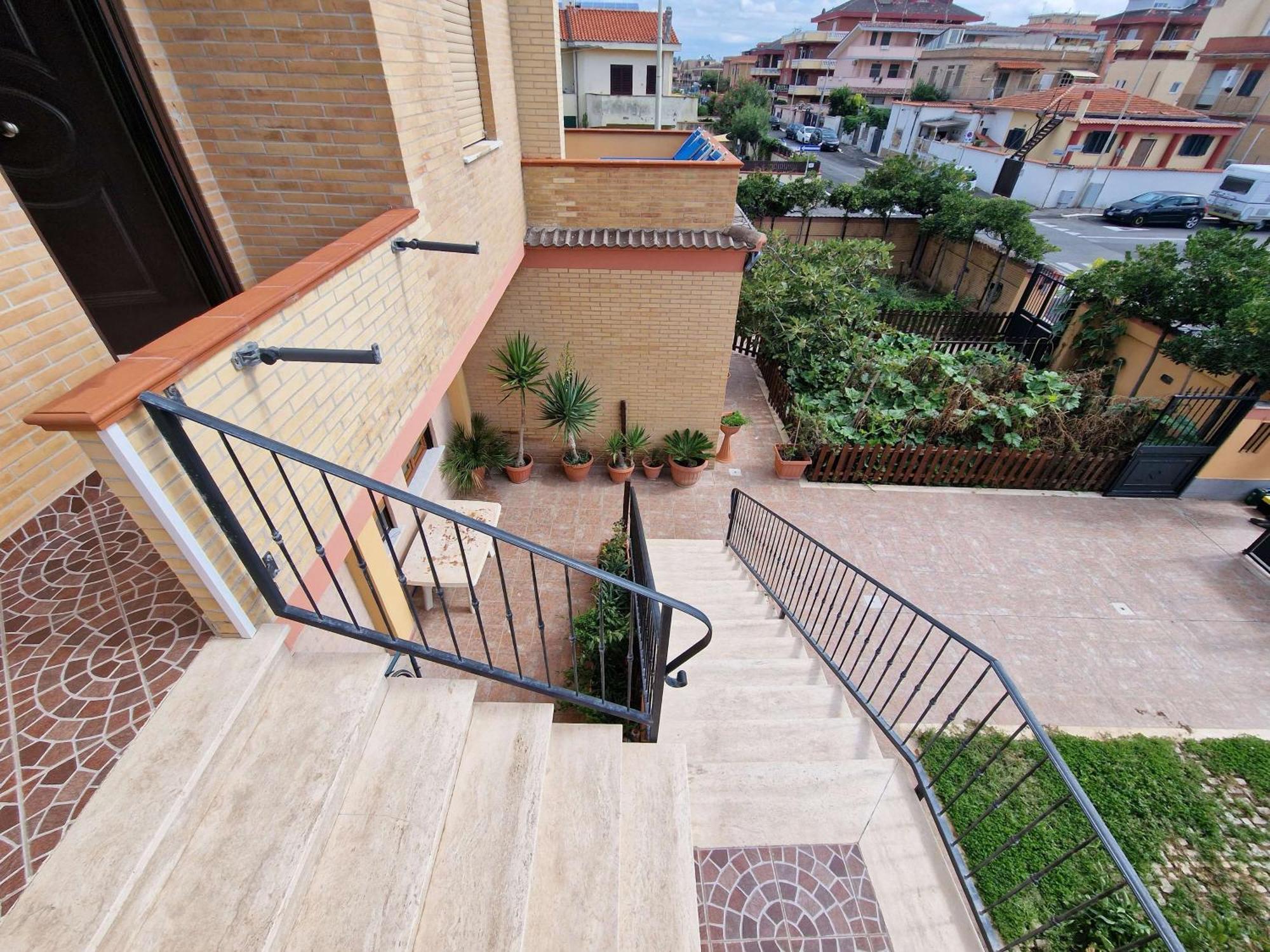 Апартаменты Vista Mare House Фьюмичино Экстерьер фото